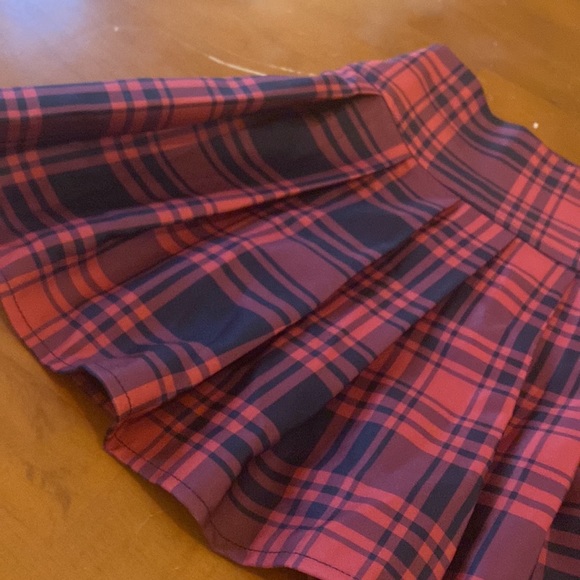 Sexy plaid skirt - Picture 5 of 16